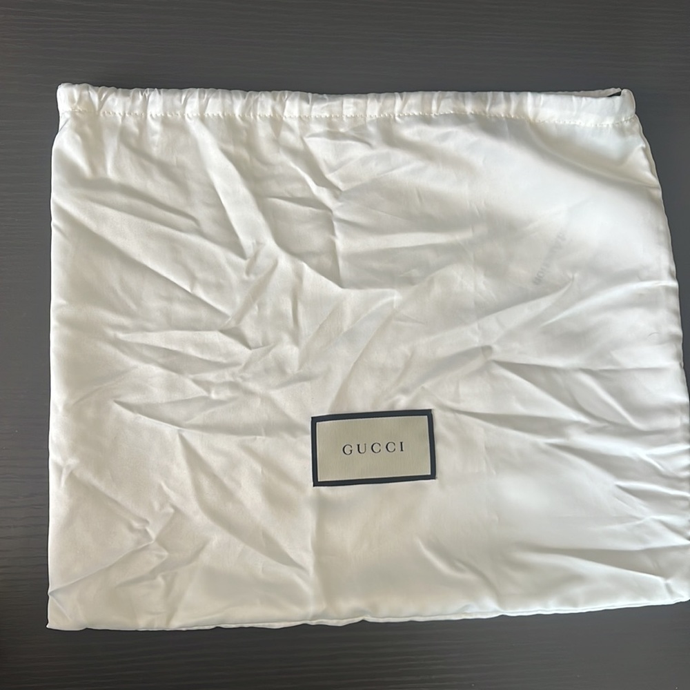 Gucci GG Marmont Quilted Small Shoulder Bag - Picture 14 of 15